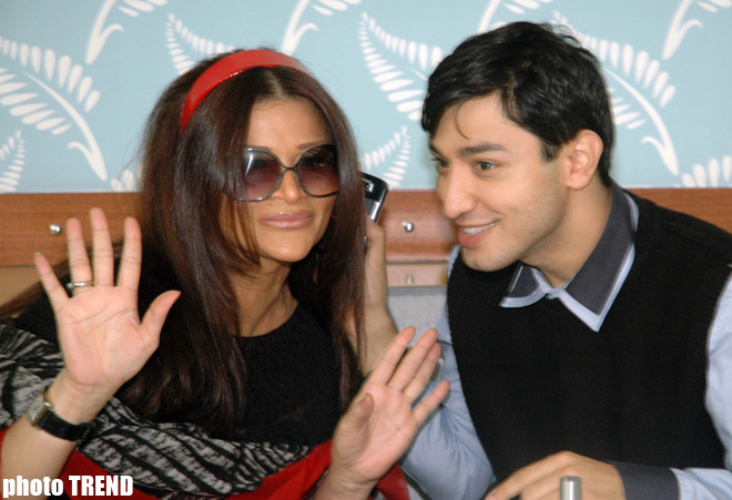 Хумар Гадимова заставила изменить Айгюн Кязымовой ее близкого друга (фотосессия)