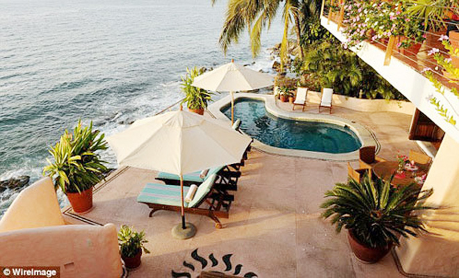 Романтический отдых Бритни Спирс (фотосессия)