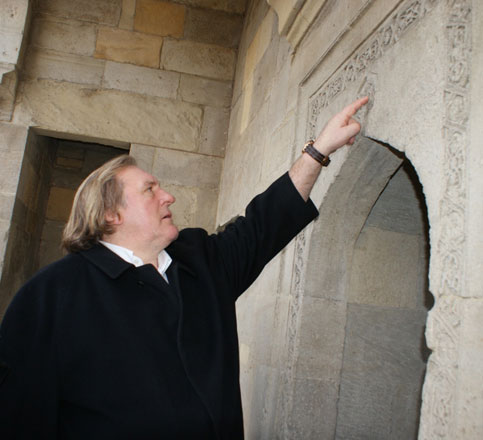 В Баку состоится премьера фильма "Возвращение на Кавказ", в котором снялся Жерар Депардье