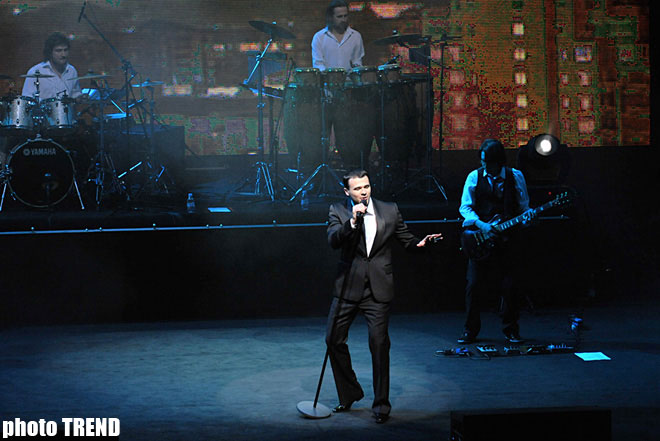 "Чудеса" Эмина Агаларова в Баку (фотосессия)