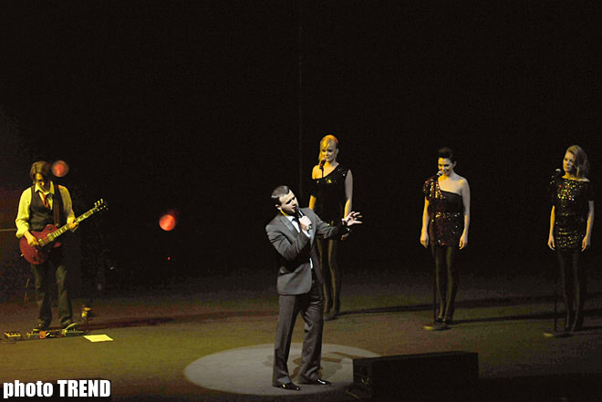 "Чудеса" Эмина Агаларова в Баку (фотосессия)