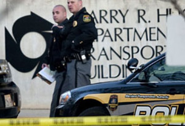 В числе погибших в начальной школе в США - мать устроившего стрельбу