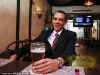Русский Барак Обама -  азербайджанский педиатр из Саратова (фотосессия)
