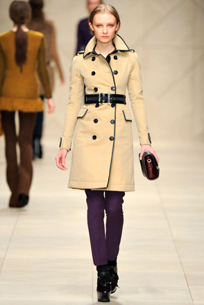 Неделя моды в Лондоне: Burberry Fall 2011(фотосессия)