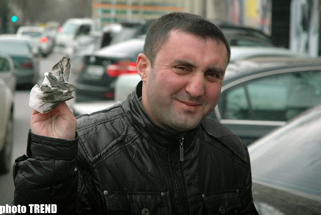 Режиссер Наиль Наибоглу попал в автокатастрофу, машина упала  с моста