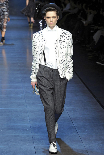 Dolce & Gabbana представили в Милане новую коллекцию (фотосессия)