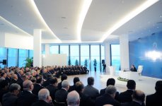 Необходимо принять дополнительные меры по улучшению бизнес-климата в Азербайджане – Президент Ильхам Алиев (версия 3) (ФОТО)
