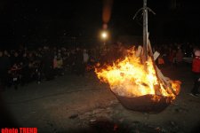 Шоу-звезды зажгли праздничный костер во дворе Общественного телевидения Азербайджана (фотосессия)