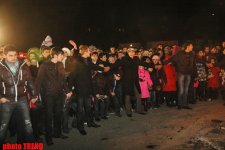 Шоу-звезды зажгли праздничный костер во дворе Общественного телевидения Азербайджана (фотосессия)