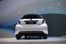 Toyota показала прототип нового "Яриса" для Европы