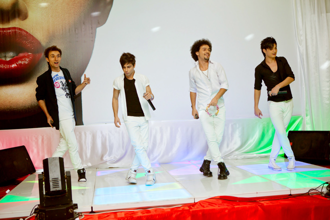 В азербайджанском шоу-бизнесе объявилась "мужская мафия"(фотосессия)