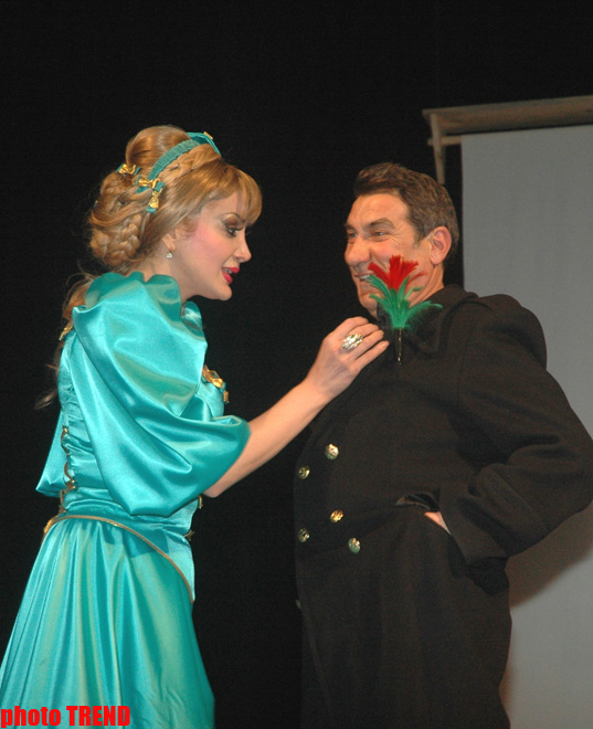 Женитьба по-русски с азербайджанским акцентом, или как Малейка Асадова выходила замуж (фотосессия)