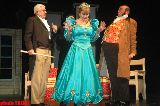 Женитьба по-русски с азербайджанским акцентом, или как Малейка Асадова выходила замуж (фотосессия)