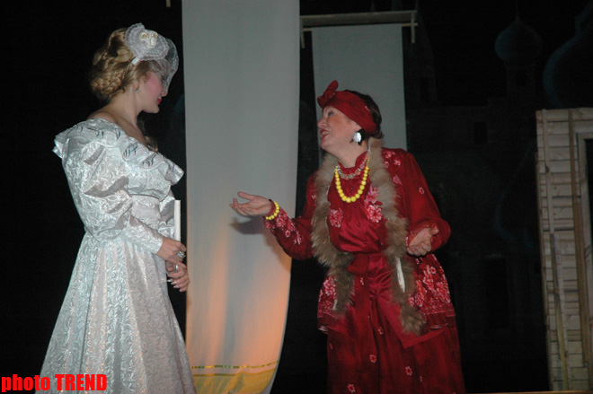 Женитьба по-русски с азербайджанским акцентом, или как Малейка Асадова выходила замуж (фотосессия)