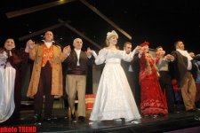 Женитьба по-русски с азербайджанским акцентом, или как Малейка Асадова выходила замуж (фотосессия)