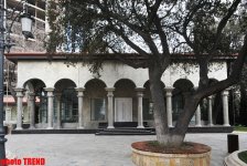 Каток, ледяное кафе, каменный фонтан - реконструированный Парк офицеров в Баку (фотосессия)