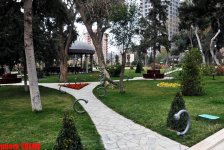 Каток, ледяное кафе, каменный фонтан - реконструированный Парк офицеров в Баку (фотосессия)