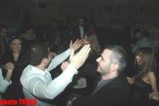 Телеведущие Самир Байрамлы и Севиндж Агаширинова сыграли  фиктивную свадьбу (фотосессия)