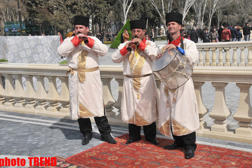Праздник и традиции Новруз в Азербайджане (фотосессия)