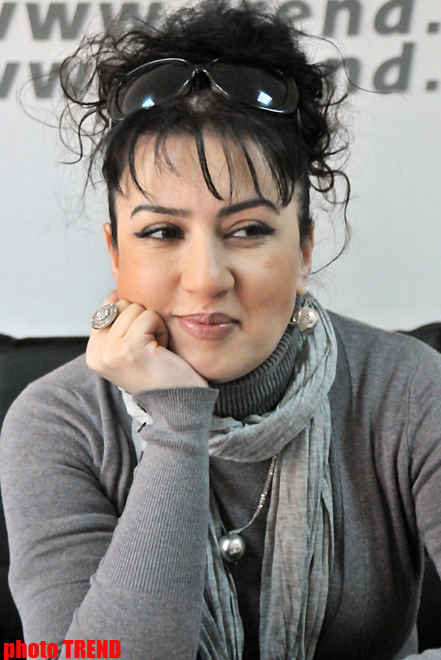 Глоссофобия, или Как зашкаливают биотоки "человека-оркестра" Нуры Сури (фотосессия)