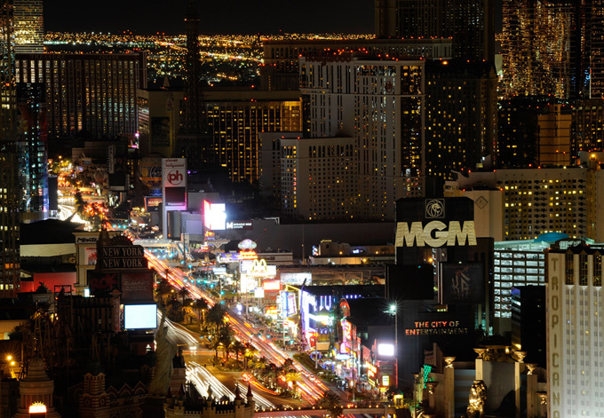 Как выглядела планета во время "Часа Земли" (фотосессия)