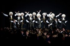 Новая коллекция Валентина Юдашкина (фотосессия)