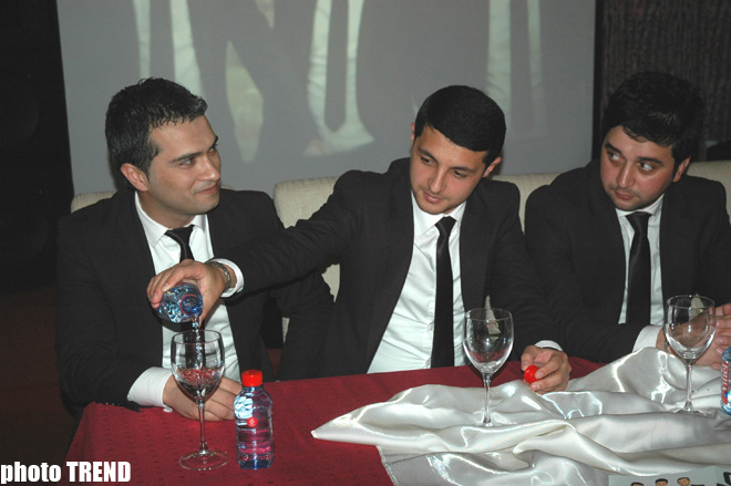 Азербайджанский шоу-бизнес будет покорять "Вселенная" (видео - фотосессия)