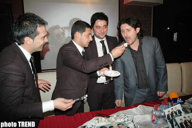 Азербайджанский шоу-бизнес будет покорять "Вселенная" (видео - фотосессия)