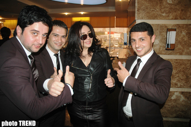 Азербайджанский шоу-бизнес будет покорять "Вселенная" (видео - фотосессия)