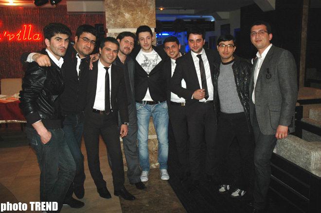 Азербайджанский шоу-бизнес будет покорять "Вселенная" (видео - фотосессия)