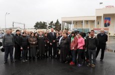 Президент Ильхам Алиев: Развитие пригородных бакинских поселков является приоритетным вопросом (версия 2) (ФОТО)