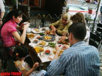 В солнечном Узбекистане- 20 лет спустя: чайхана для плова, сумка для сума, самый древний Коран (фотосессия, часть 3)