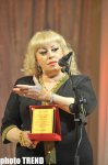 Хочу прожить еще 48 лет - королева искусства тюркского мира Ильхама Гулиева (фотосессия)