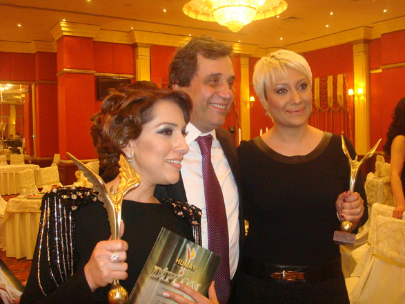 Лала Мамедова стала эстрадной певицей года (фотосессия)