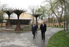 Президент Азербайджана посетил парк имени Героя Советского Союза Гафура Мамедова (ФОТО)