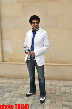 Хайам Нисанов в Баку презентовал новый альбом "Ты далеко" для России (фотосессия)