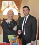 Участники "Extreme" отправились из Баку в Намибию, застраховавшись от несчастных случаев (фотосессия)