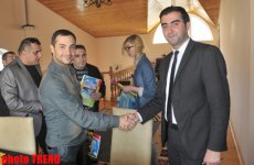 Участники "Extreme" отправились из Баку в Намибию, застраховавшись от несчастных случаев (фотосессия)