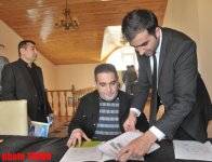 Участники "Extreme" отправились из Баку в Намибию, застраховавшись от несчастных случаев (фотосессия)