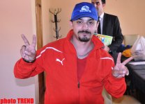 Участники "Extreme" отправились из Баку в Намибию, застраховавшись от несчастных случаев (фотосессия)