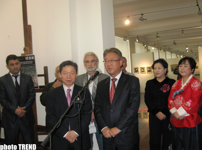 В Баку корейцы представили свои работы и исполнили мугам (фотосессия)