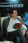Поражен тем, что в Баку специальные люди отскребывают с асфальта жвачку - народный артист России Евгений Князев (фотосессия)