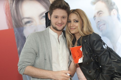 Победители "Евровидения" Эльдар и Нигяр дали интервью Артуру Гаспаряну: "Сумасшедший дом, все!"