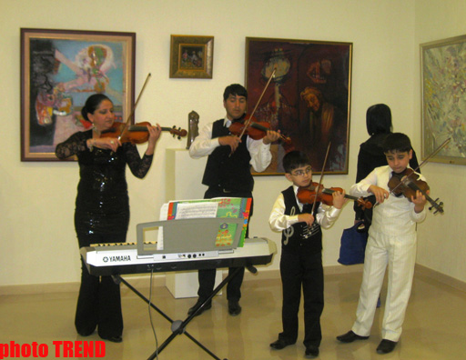 Радует, что открывается не ресторан, а галерея - народный художник Азербайджана Агали Ибрагимов (фотосессия)