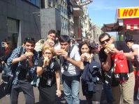 Как ведущие Общественного телевидения Азербайджана отрывались после победы на "Евровидении": " Наутро у всех пропал голос"