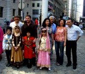 Праздничное шествие с азербайджанскими флагами на улицах Нью-Йорка (видео-фотосессия)