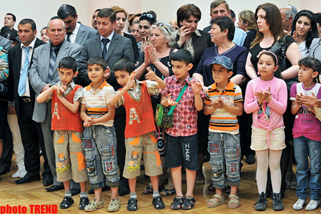 Природные катаклизмы глазами азербайджанских детей (фотосессия)