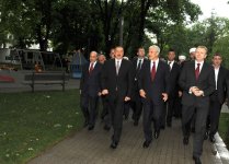 Президент Ильхам Алиев: В одном из парков Баку будет установлен памятник прославленному сербскому ученому Николе Тесле (версия 2) (ФОТО)