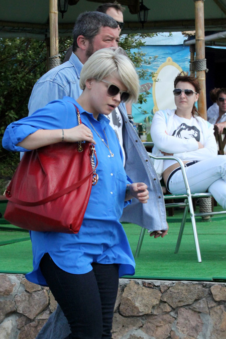 Лариса Долина стала бабушкой