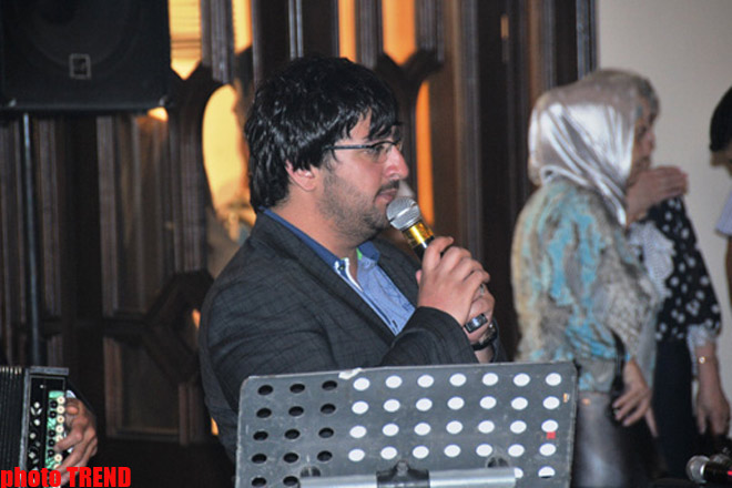 Свадьба певца Пярвина Лятифова - в образе "стеснительного" жениха  (фотосессия)